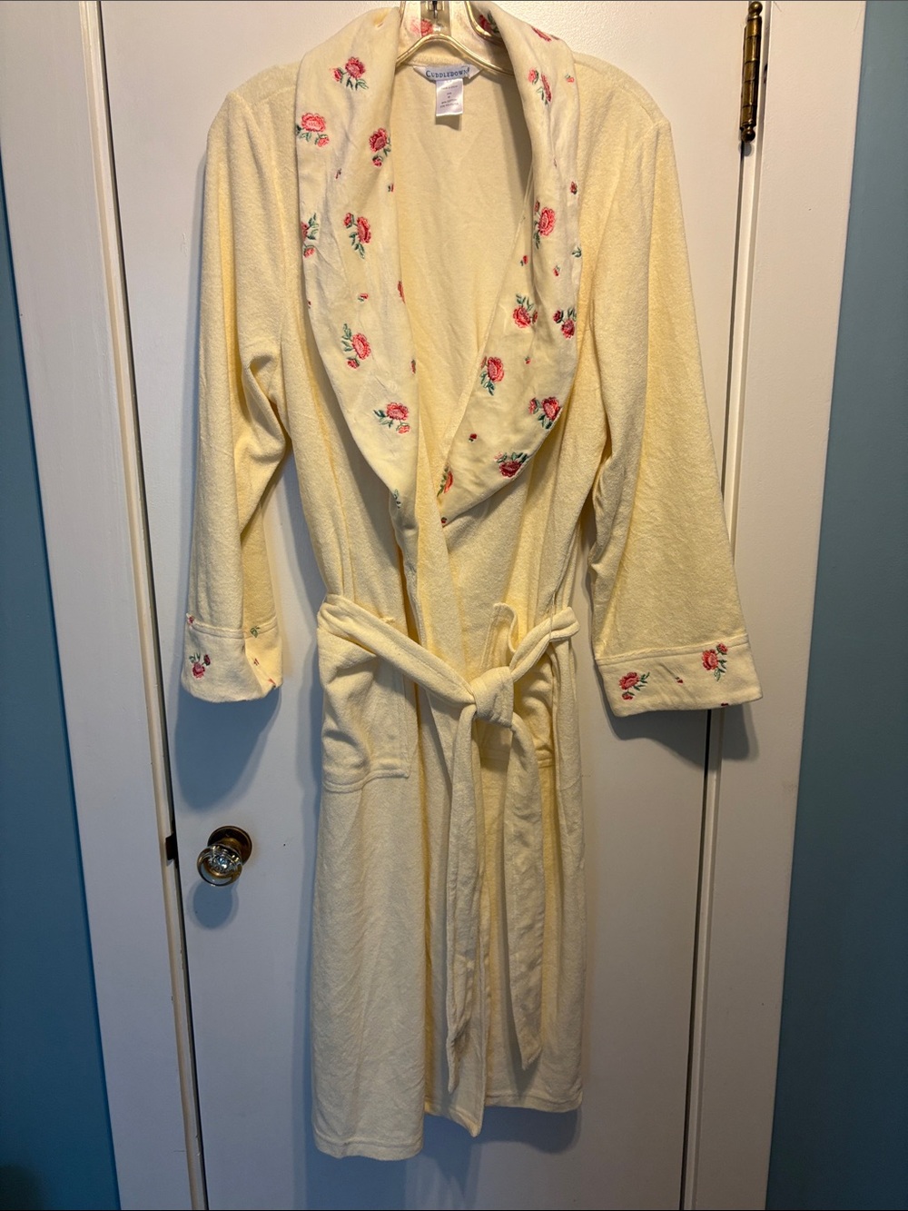 Cuddledown Bathrobe. Size M